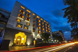hotels-Sri-Lanka-Kandy-Royal-193250000-e44c25902450a1277b9e6c18ffbb1521.jpg