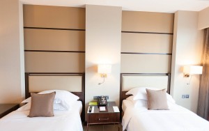hotels-dubai-Khalidia-Palace-khalidiya-two-bedroom-suite-with--(3)-bb880fb51c6b9371b902060267e97128.jpg