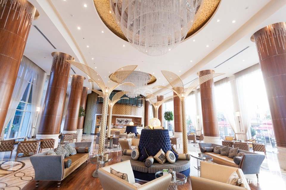 hotels-dubai-Khalidia-Palace-the-lounge--v4966684-26ba2c9637d85cfabc7a35aea816c669.jpg