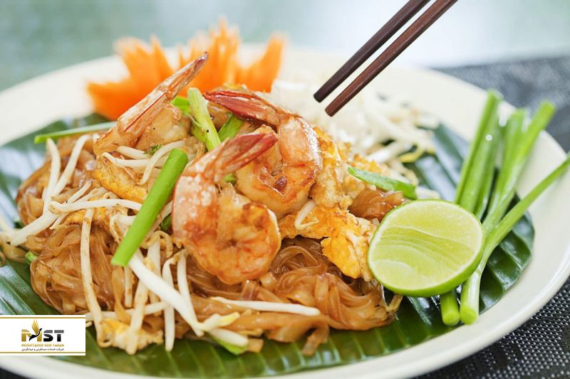 غذای تایلندی Pad Thai 