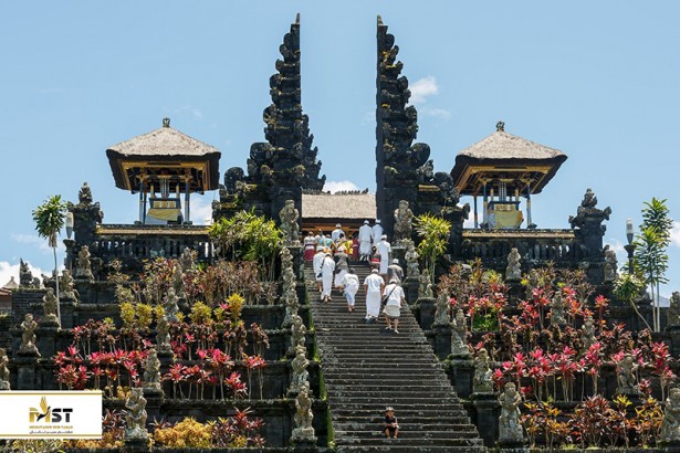 معبد مادر بالی، معبدی منحصر به فرد در اندونزی