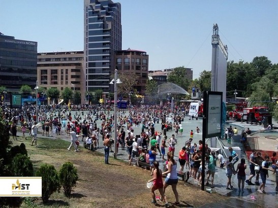 روزی شاد و جذاب در جشن آب ارمنستان