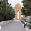 بازدید از خیابان شهدا در سفر به باکو