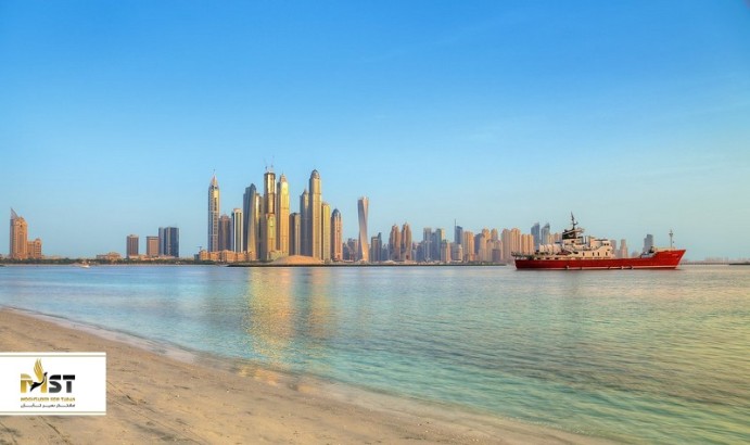 آشنایی با قوانین شنا در سواحل دبی