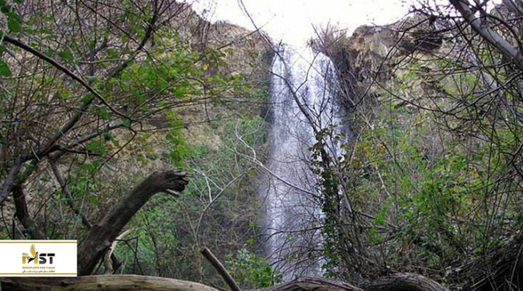 آشنایی با آبشار زیبای گرینه در مشهد
