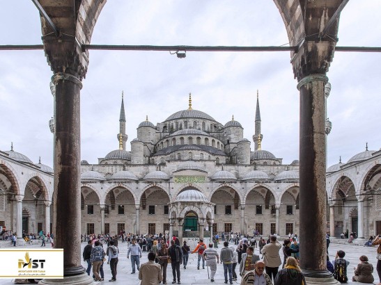 آنتالیا یا استانبول را برای اولین سفر به ترکیه انتخاب کنیم؟