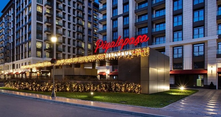 مرکز خرید پولات استانبول؛ لوکس، روباز و هنری