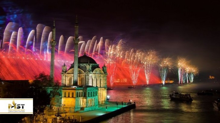 استانبول‌گردی در روزهای سال نو و شب کریسمس