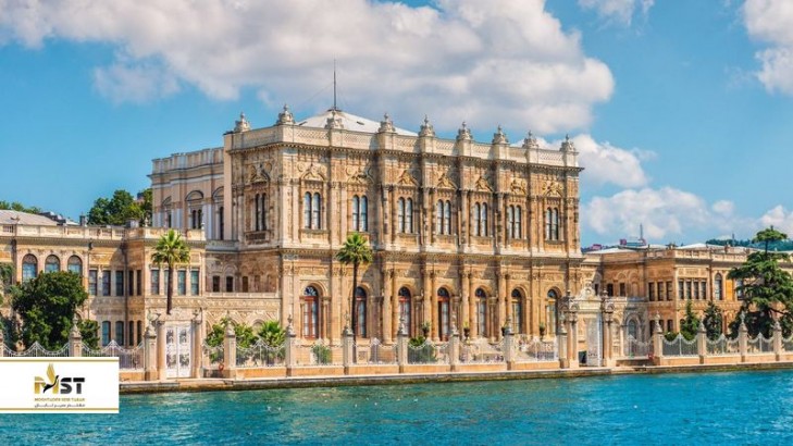 راهنمای بازدید از کاخ دلما باغچه در استانبول