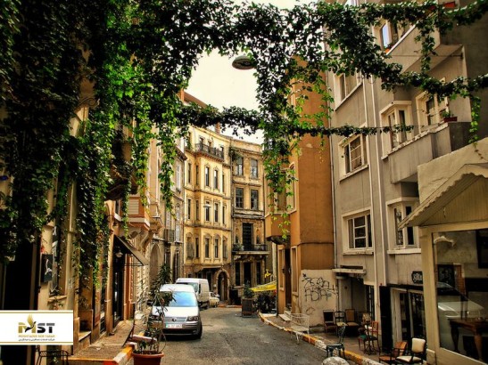 گشت و گذار در محله‌ی تاریخی چوکورجومای استانبول
