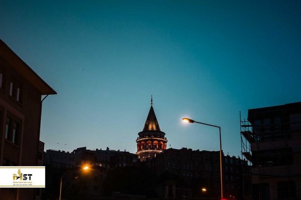 تور شبگردی استانبول برای تماشای این شهر زیر نور مهتاب
