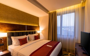 hotels-Armenia-Yerevan-Ramada-by-Wyndham-219703784-bb880fb51c6b9371b902060267e97128.jpg