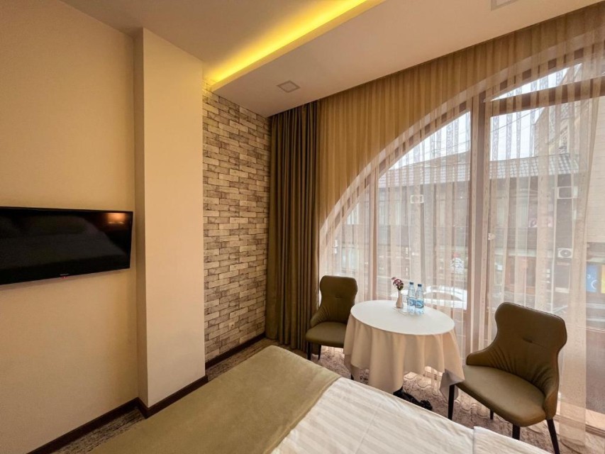 hotels-Armenia-Yerevan-Regard-424627914-26ba2c9637d85cfabc7a35aea816c669.jpg