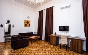 hotels-Baku-Malakan-Nizami-439741005-bb880fb51c6b9371b902060267e97128.jpg