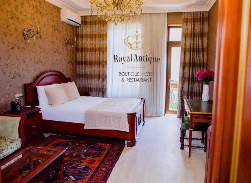hotels-Baku-Royal-Antique-370055827-26ba2c9637d85cfabc7a35aea816c669.jpg