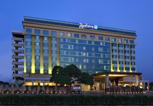 hotels-India-Jaipur-Radisson-Blu-324586035-e44c25902450a1277b9e6c18ffbb1521.jpg