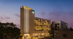 هتل Courtyard by Marriott Mumbai بمبئی