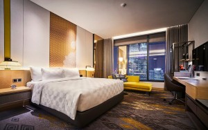 hotels-Malaysia-Kuala-LAmpur-EQ-deluxe-king-guestroom-bb880fb51c6b9371b902060267e97128.jpg