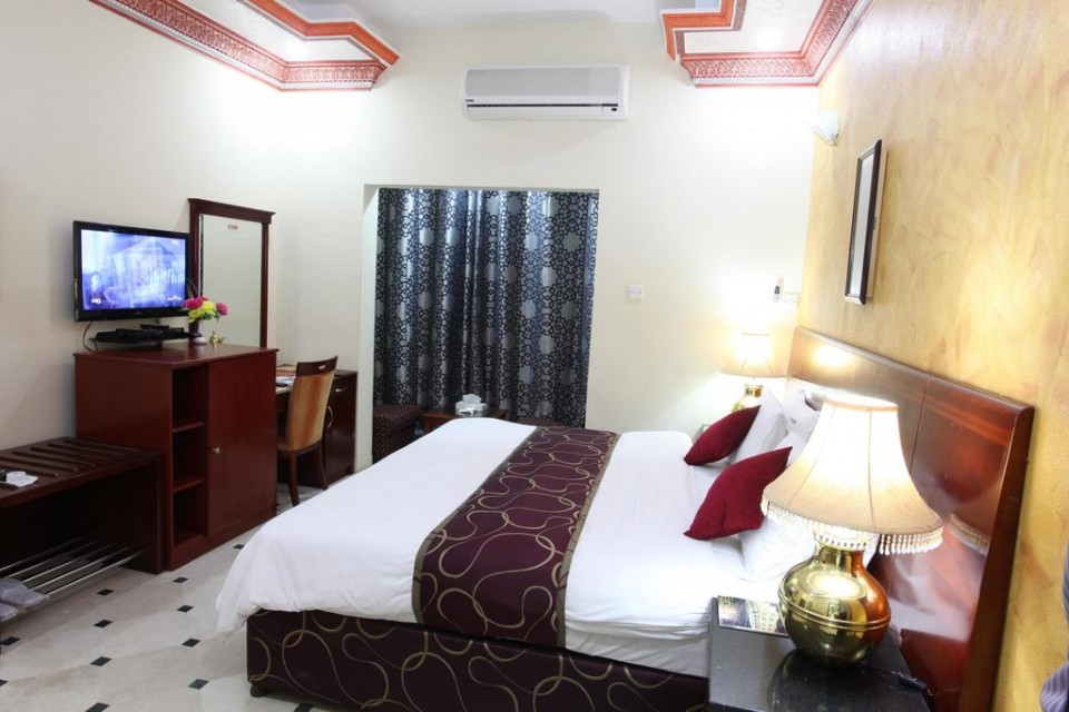 hotels-Oman-47500802-26ba2c9637d85cfabc7a35aea816c669.jpg