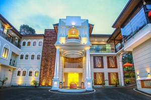 hotels-Sri-Lanka-Kandy-Royal-Classic-Resort-213442921-e44c25902450a1277b9e6c18ffbb1521.jpg