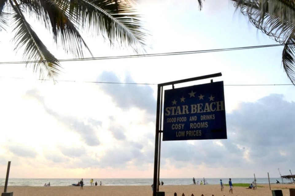 hotels-Sri-Lanka-Negombo-Golden-Star-Beach-226155992-26ba2c9637d85cfabc7a35aea816c669.jpg
