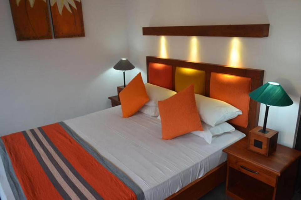 hotels-Sri-Lanka-Negombo-Golden-Star-Beach-226156009-26ba2c9637d85cfabc7a35aea816c669.jpg