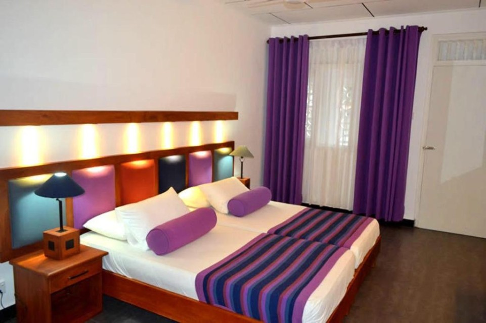 hotels-Sri-Lanka-Negombo-Golden-Star-Beach-226156033-26ba2c9637d85cfabc7a35aea816c669.jpg