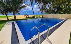hotels-Sri-Lanka-Negombo-Golden-Star-Beach-459626425-bb880fb51c6b9371b902060267e97128.jpg