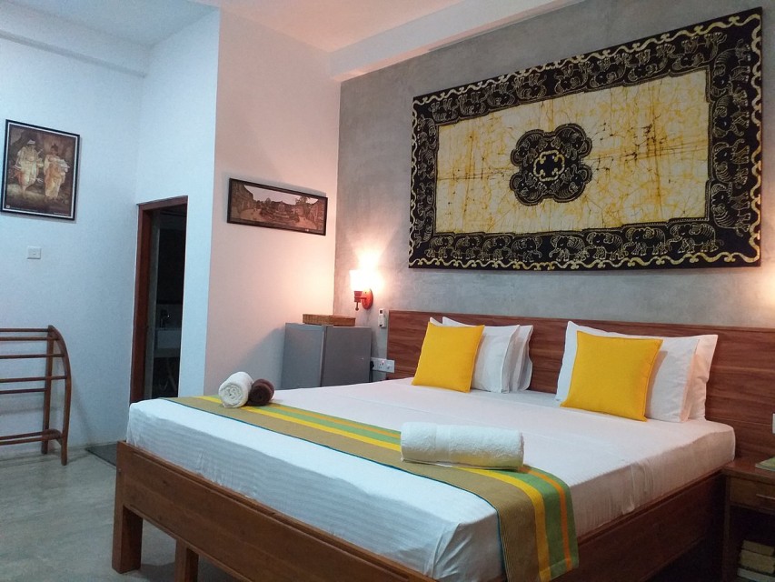 hotels-Sri-Lanka-Negombo-Green-Wood-Villa-double-room-26ba2c9637d85cfabc7a35aea816c669.jpg