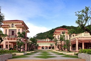 hotels-Thailand-Phuket-Centara-Grand-Beach-Resort-72380928-e44c25902450a1277b9e6c18ffbb1521.jpg