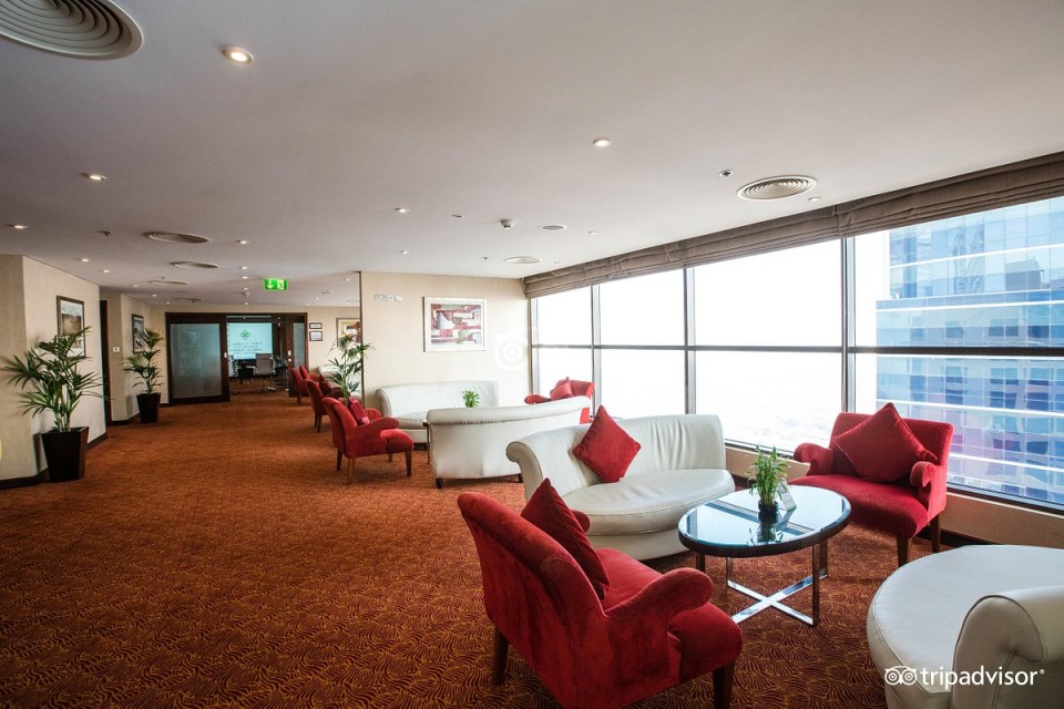 hotels-dubai-Mercure-Barsha-Heights-Suite-city-view-lounge--v11592452-26ba2c9637d85cfabc7a35aea816c669.jpg