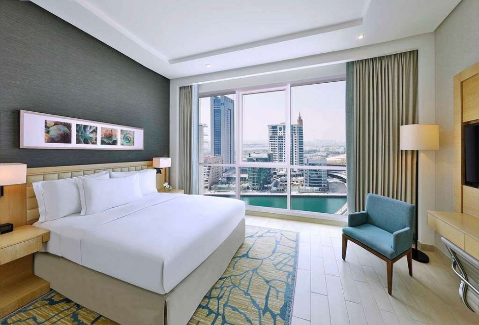 hotels-dubai-hotel-doubleTree-by-hilton-jumeirah-beach-dubai-guest-room-(14)-26ba2c9637d85cfabc7a35aea816c669.jpg