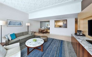 hotels-dubai-hotel-doubleTree-by-hilton-jumeirah-beach-dubai-guest-room-(9)-bb880fb51c6b9371b902060267e97128.jpg