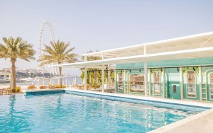 hotels-dubai-hotel-doubleTree-by-hilton-jumeirah-beach-dubai-pool-(1)-bb880fb51c6b9371b902060267e97128.jpg
