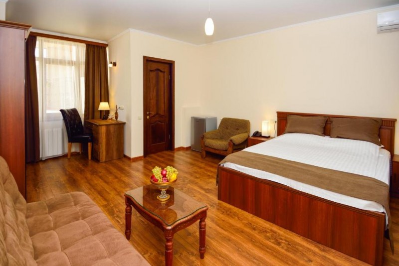 هتل بریتیش هاوس تفلیس Hotel British House Tbilisi | مقتدر سیر