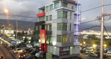 هتل Kourosh تفلیس