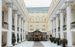 هتل The State Hermitage Museum Official سنت پترزبورگ