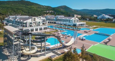 هتل Korumar Ephesus Beach کوش آداسی