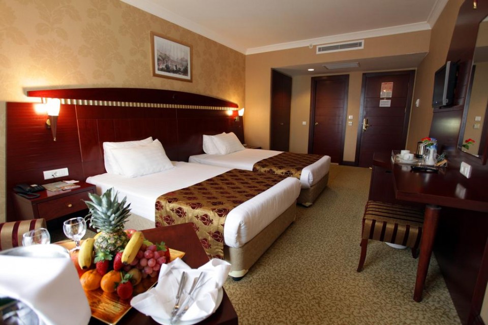 hotels-turkey-istanbul-Golden-Park-Hotel-اتاق6-26ba2c9637d85cfabc7a35aea816c669.jpg