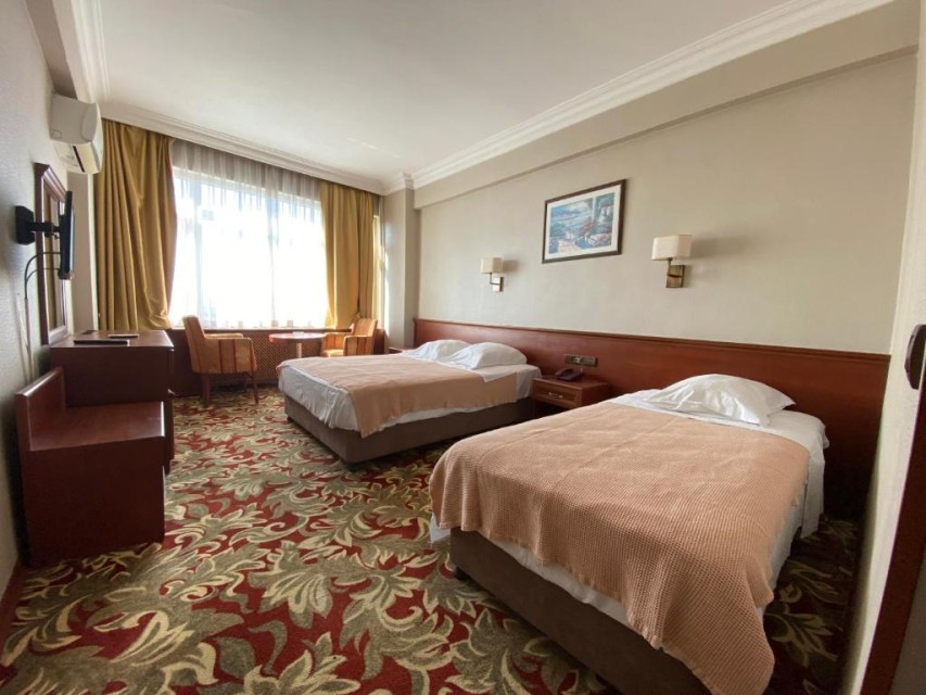 hotels-turkey-istanbul-Monopol-310643646-26ba2c9637d85cfabc7a35aea816c669.jpg