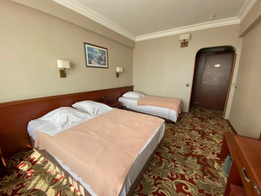 hotels-turkey-istanbul-Monopol-310644827-26ba2c9637d85cfabc7a35aea816c669.jpg