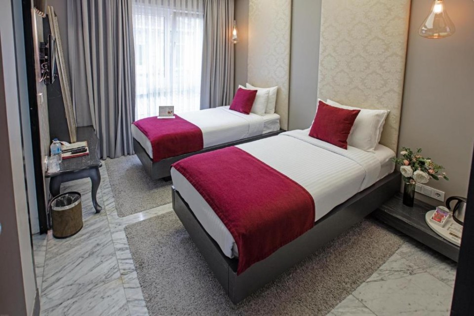 hotels-turkey-istanbul-Nowy-Efendi-183089696-26ba2c9637d85cfabc7a35aea816c669.jpg
