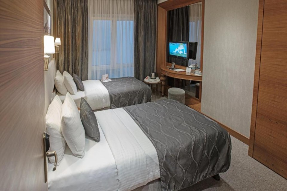 hotels-turkey-istanbul-Nowy-Efendi-183121174-26ba2c9637d85cfabc7a35aea816c669.jpg