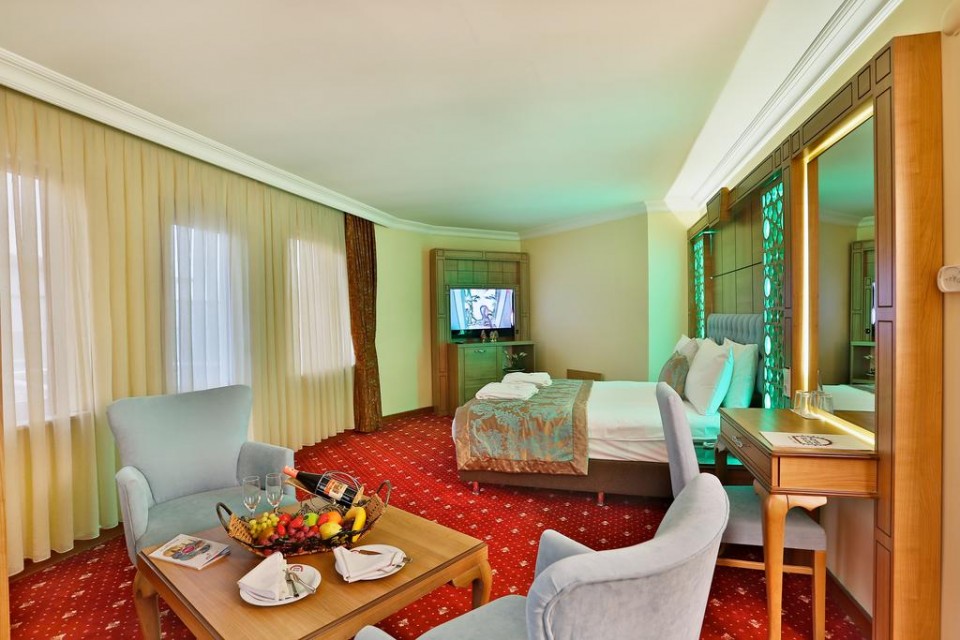hotels-turkey-istanbul-hotel-budo-istanbul-budo-(room3)-26ba2c9637d85cfabc7a35aea816c669.jpg