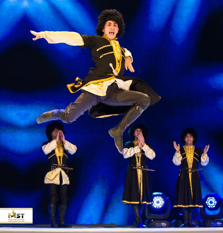 رقص آذری در باکو