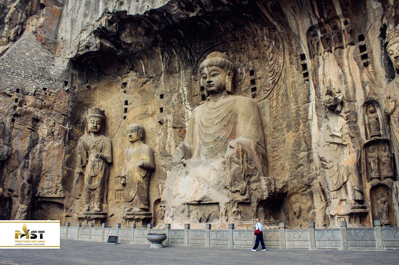  مجموعه غارهای لانگمن در چین