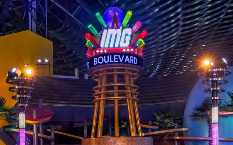 جاذبه‌های نزدیک به اوت لت مال دبی