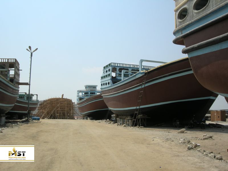 کارخانه کشتی‌سازی لنج