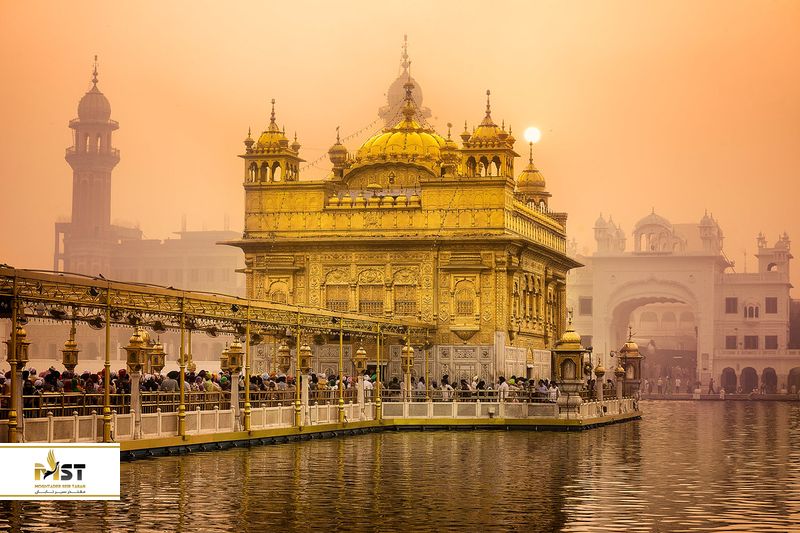 معبد طلایی در هند