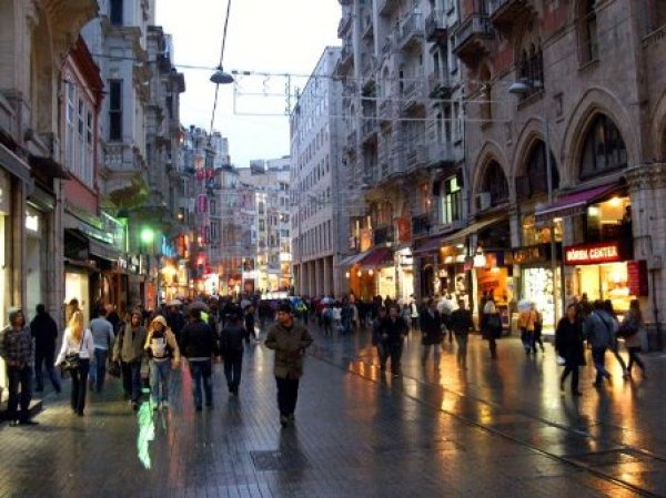 مراکز خرید استانبول-توراستانبول-مقتدر سیر تابان